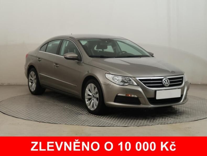Volkswagen Passat - hlavní foto