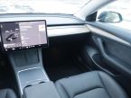 Tesla Model 3 - fotka číslo 7