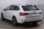 Škoda Superb - fotka číslo 3