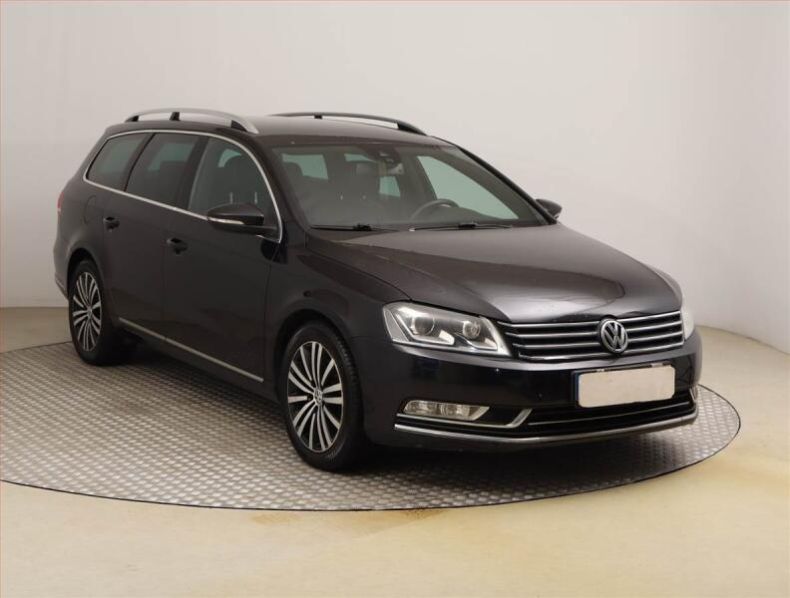 Volkswagen Passat - hlavní fotka inzerátu