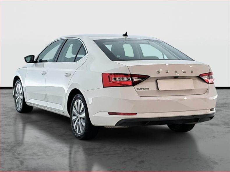 Škoda Superb - hlavní fotka