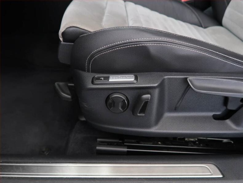 Volkswagen Passat - hlavní fotka