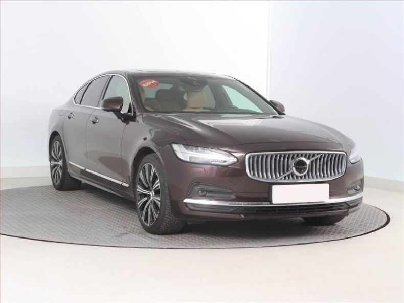 Volvo S90 - hlavní foto