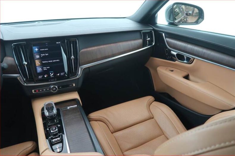 Volvo S90 - hlavní fotka