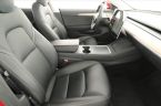 Tesla Model 3 - fotka číslo 8