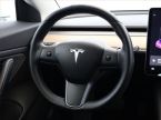 Tesla Model 3 - fotka číslo 11