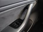 Tesla Model 3 - fotka číslo 13