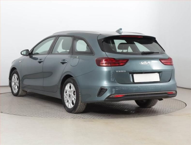 Kia Cee'd - hlavní fotka