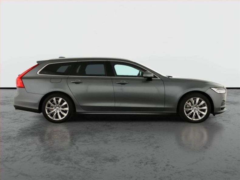 Volvo V90 - hlavní fotka