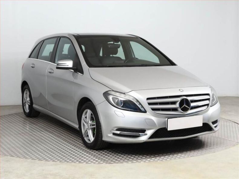 Mercedes Třída B - hlavní foto