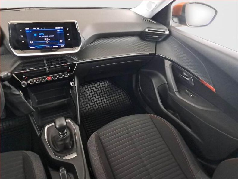 Peugeot 2008 - hlavní fotka