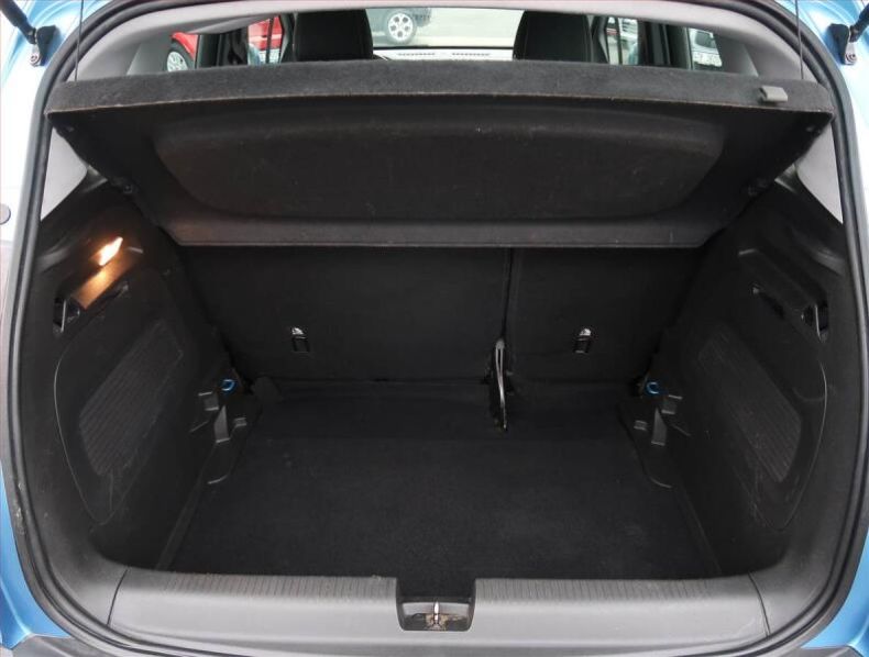 Opel Crossland X - hlavní fotka