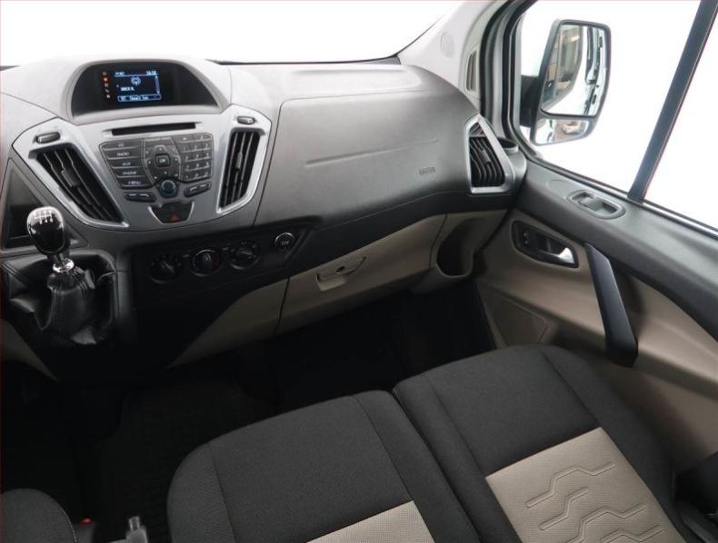 Ford Tourneo - hlavní fotka