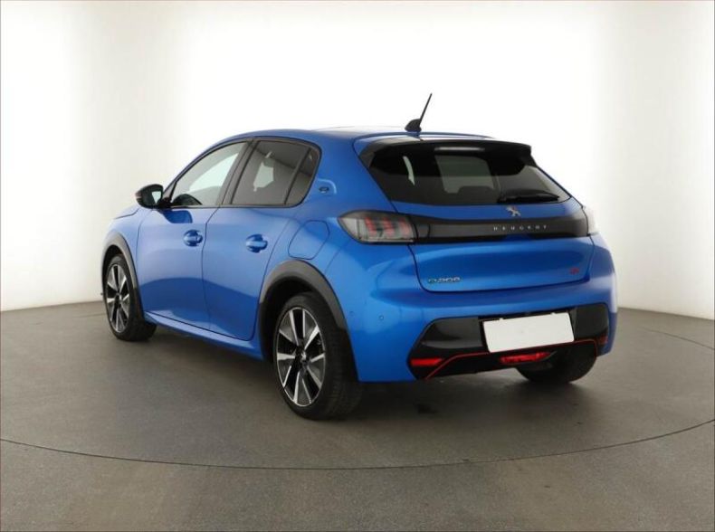 Peugeot 208 - hlavní fotka