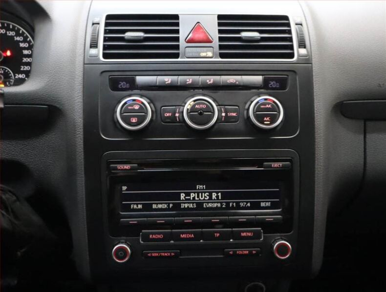 Volkswagen Touran - hlavní fotka