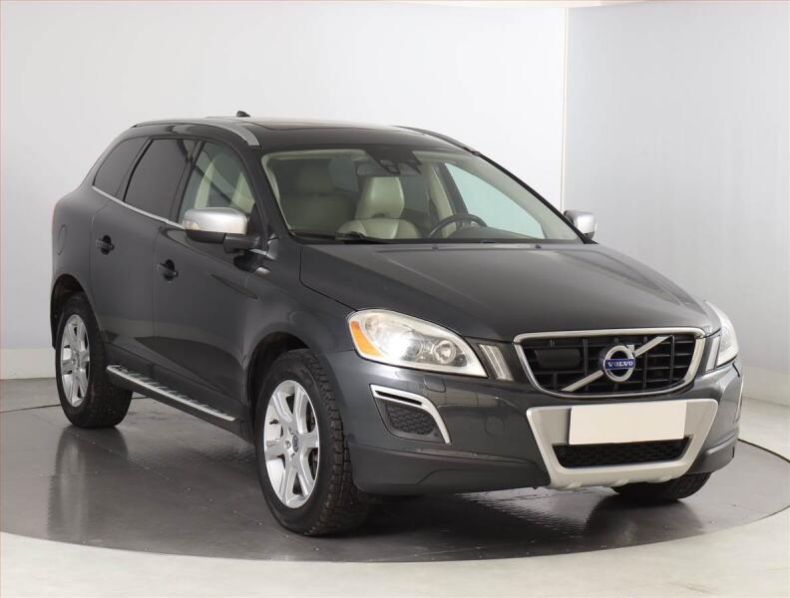 Volvo XC60 - hlavní foto