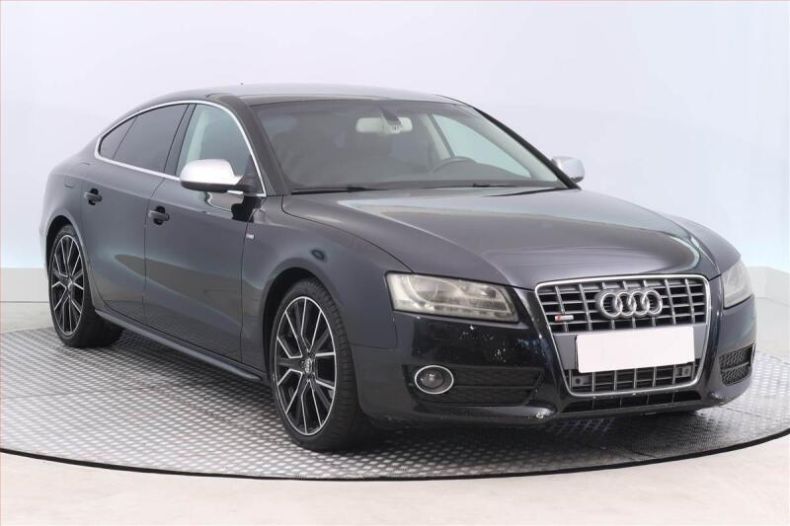 Audi A5 - hlavní foto