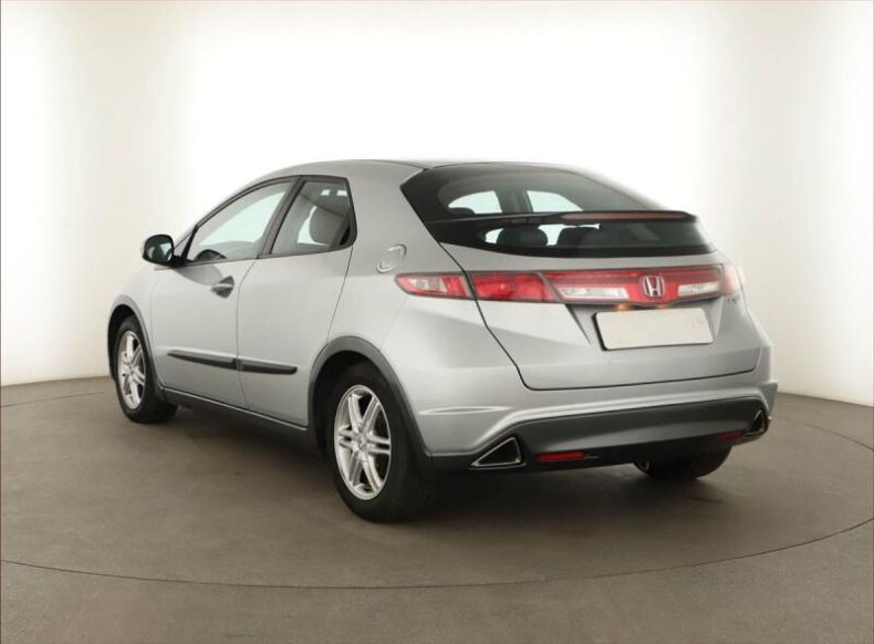 Honda Civic - hlavní fotka