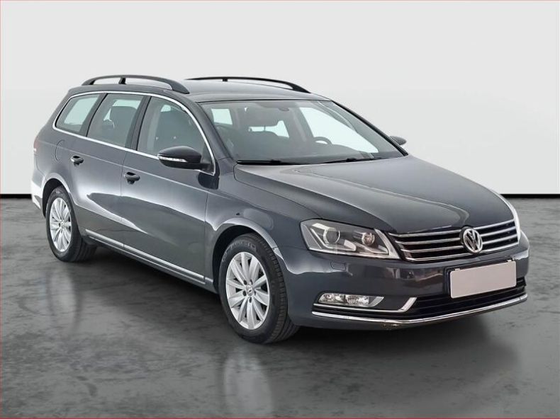 Volkswagen Passat - hlavní fotka inzerátu