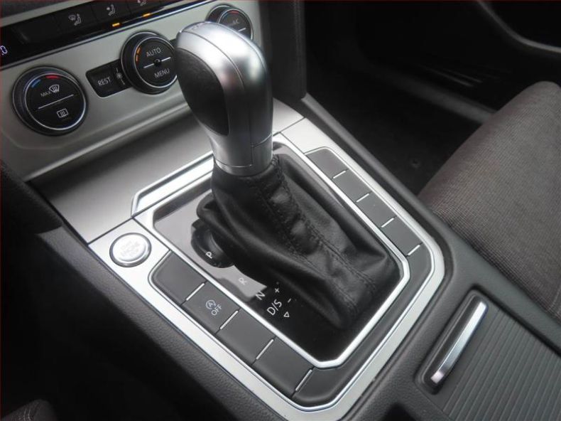 Volkswagen Passat - hlavní fotka