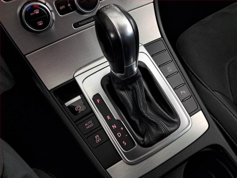 Volkswagen Passat - hlavní fotka
