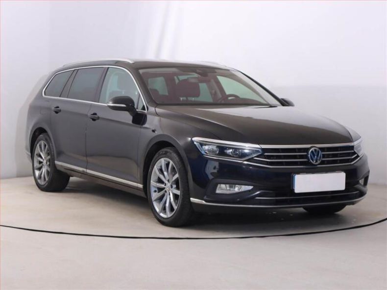 Volkswagen Passat - hlavní foto