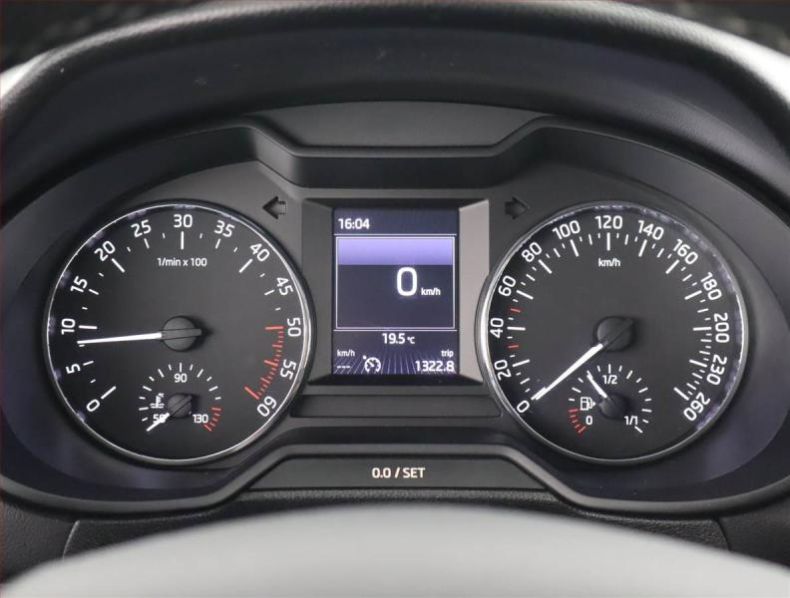 Škoda Octavia - hlavní fotka