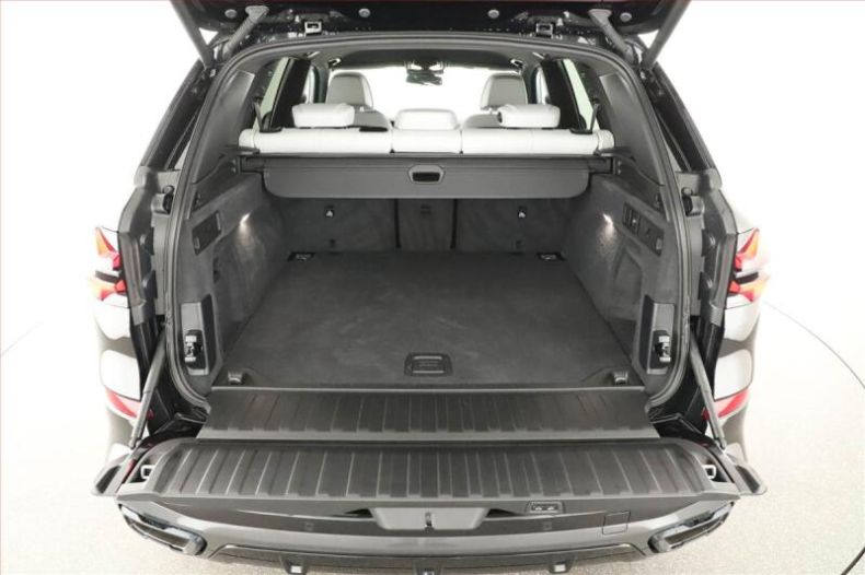 BMW X5 - hlavní fotka