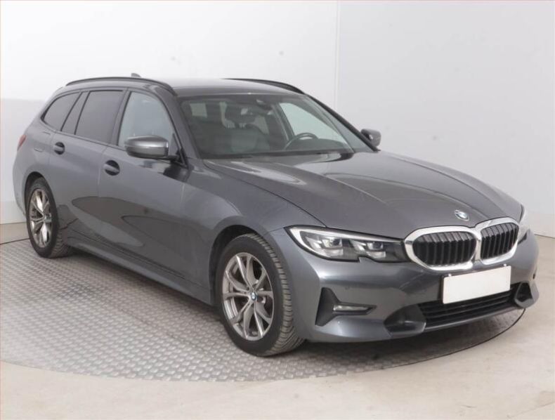 BMW Řada 3 - hlavní fotka