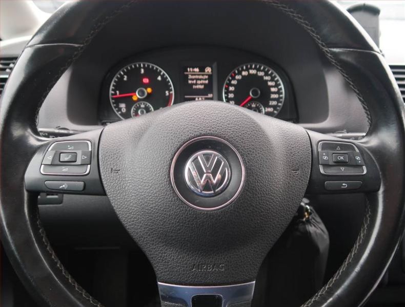 Volkswagen Touran - hlavní fotka