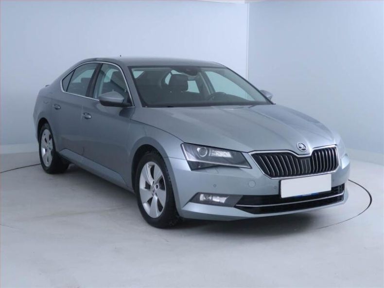 Škoda Superb - hlavní fotka inzerátu
