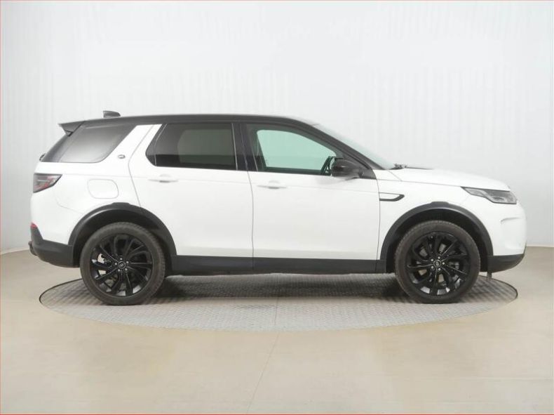Land Rover Discovery - hlavní fotka