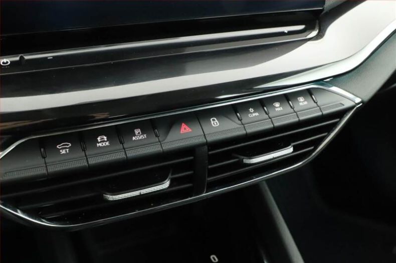 Škoda Octavia - hlavní fotka