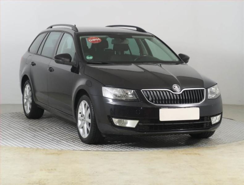 Škoda Octavia - hlavní fotka