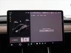 Tesla Model 3 - fotka číslo 19