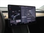 Tesla Model 3 - fotka číslo 23