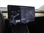 Tesla Model 3 - fotka číslo 24