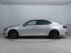 Škoda Superb - fotka číslo 2