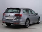 Volkswagen Passat - fotka číslo 4