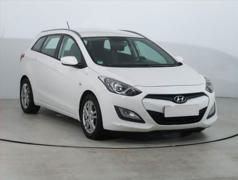 Hyundai i30 - hlavní foto