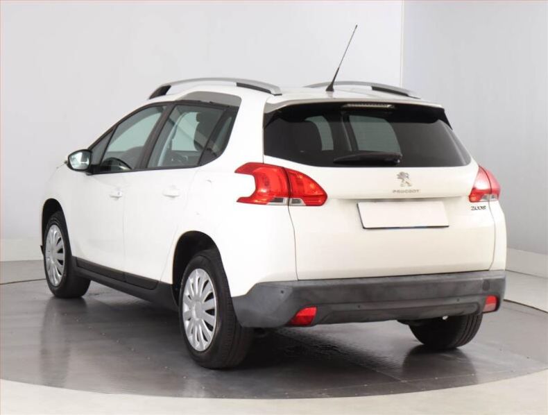 Peugeot 2008 - hlavní fotka