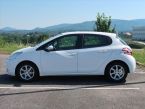 Peugeot 208 - fotka číslo 2
