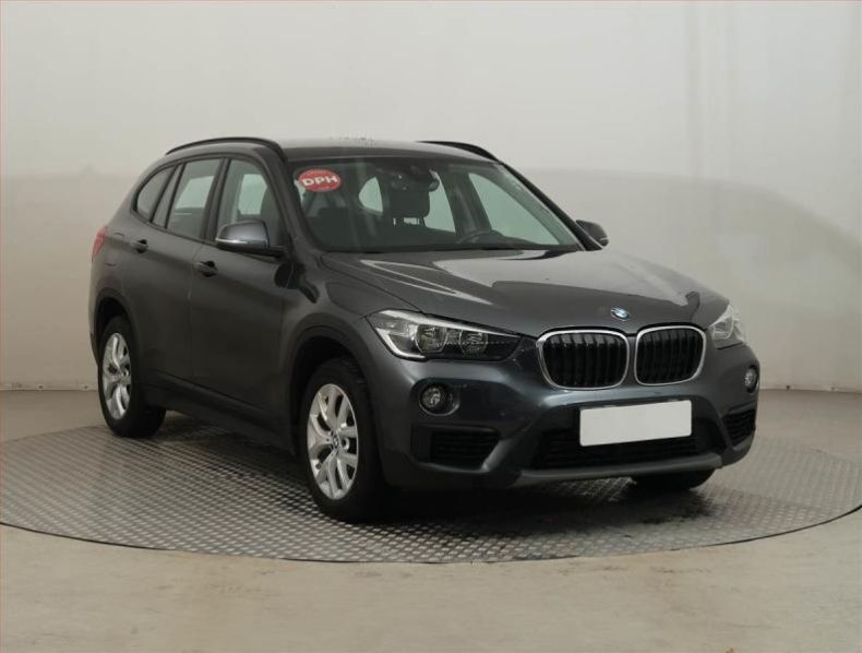 BMW X1 - hlavní fotka