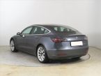 Tesla Model 3 - fotka číslo 3