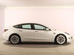 Tesla Model 3 - fotka číslo 5