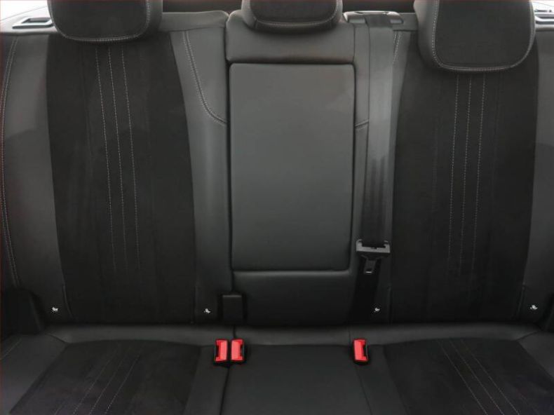 Peugeot 308 - hlavní fotka