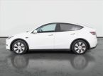 Tesla Model Y - fotka číslo 2