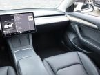 Tesla Model 3 - fotka číslo 7