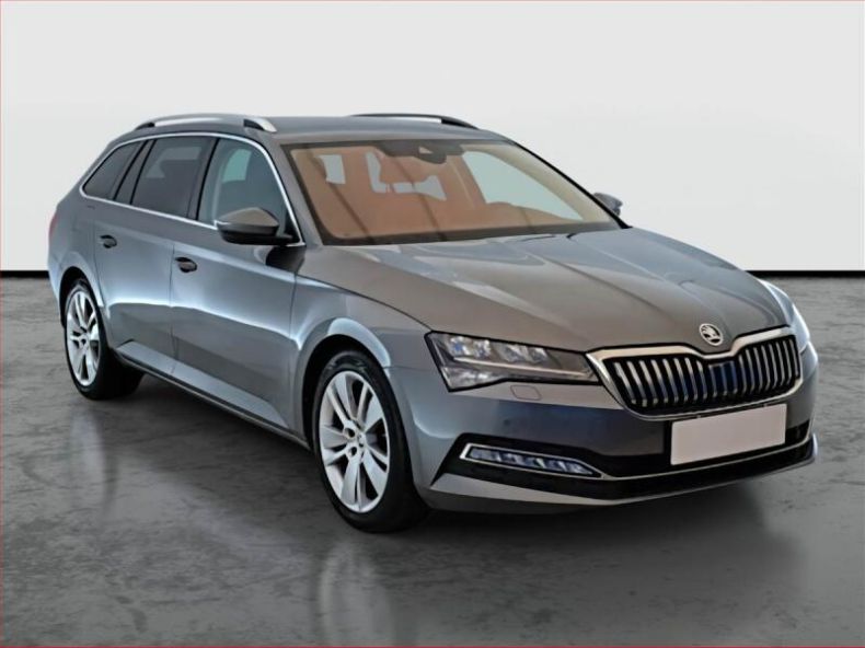 Škoda Superb - hlavní foto