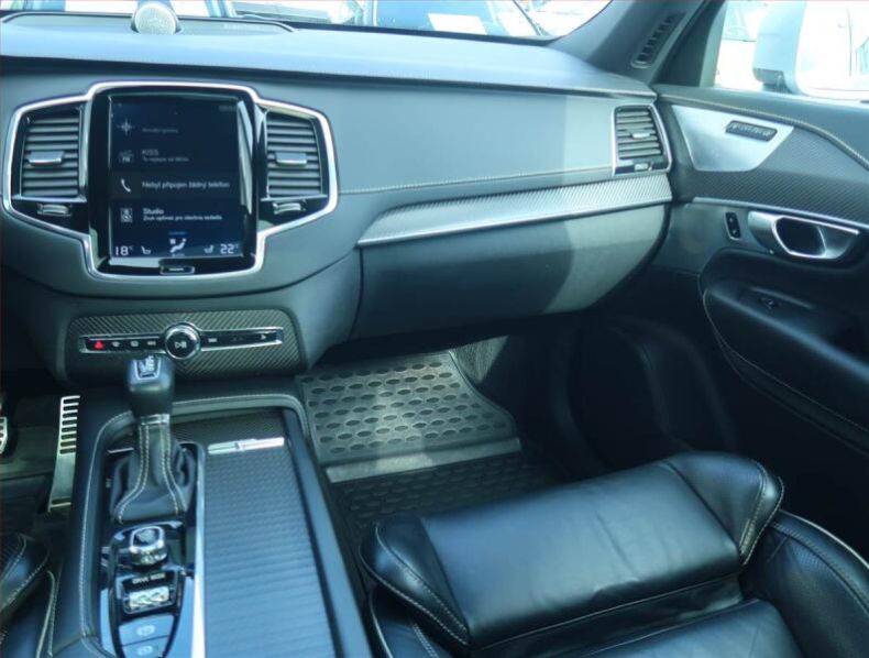Volvo XC90 - hlavní fotka